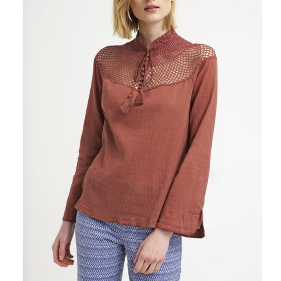 Free People Tops - EUC Free People On the Island Crochet Yoke Blouse